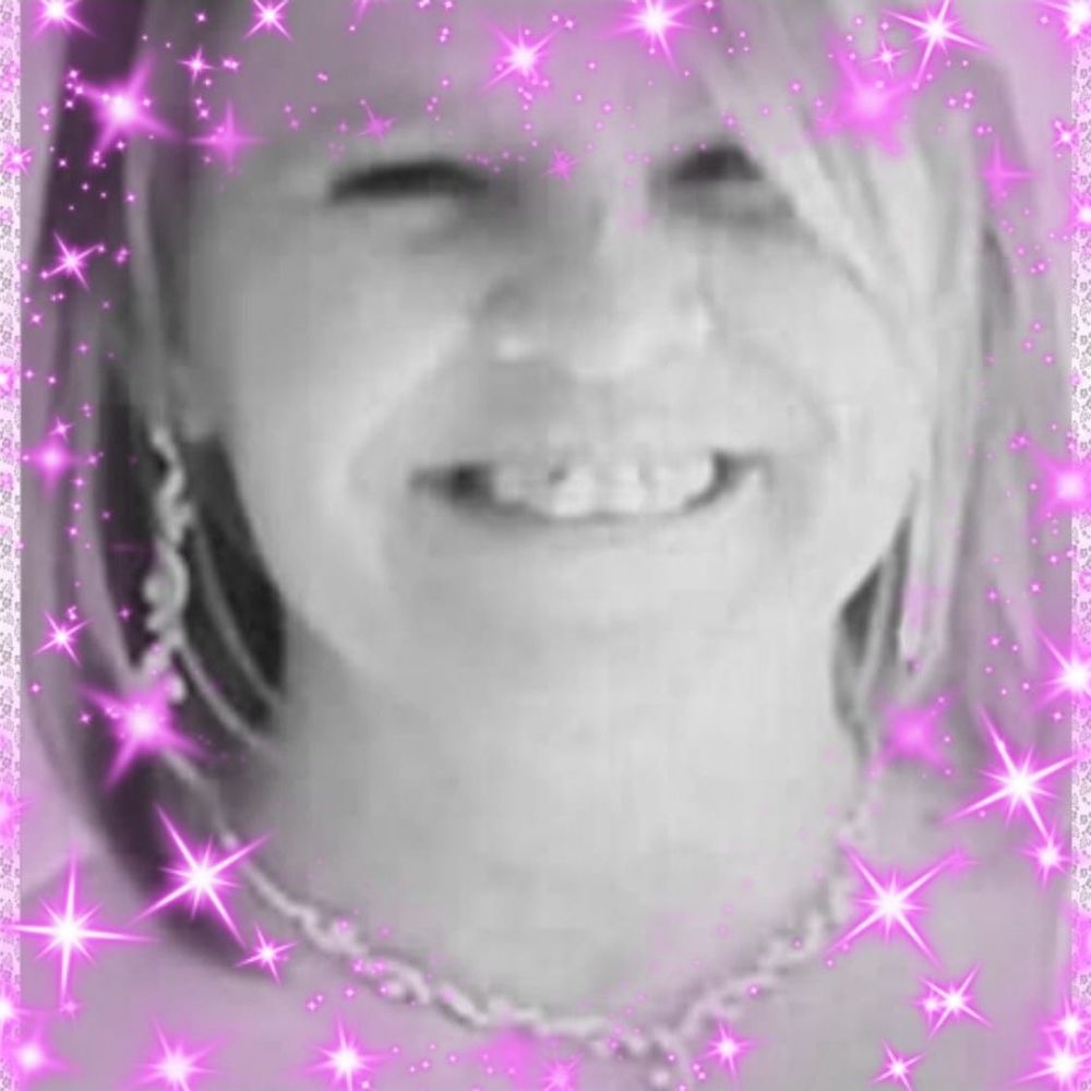 Meet your Posher, Dedra